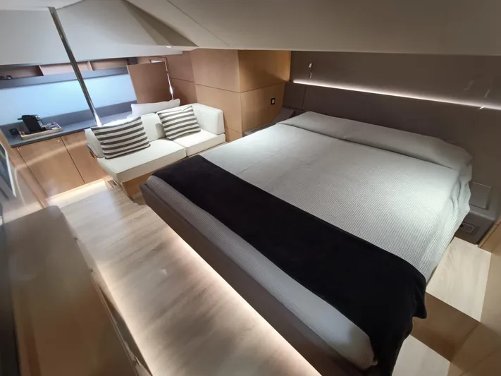 Feel So Good Yacht Photos Pics 