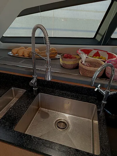 Feel So Good Yacht Photos Pics 