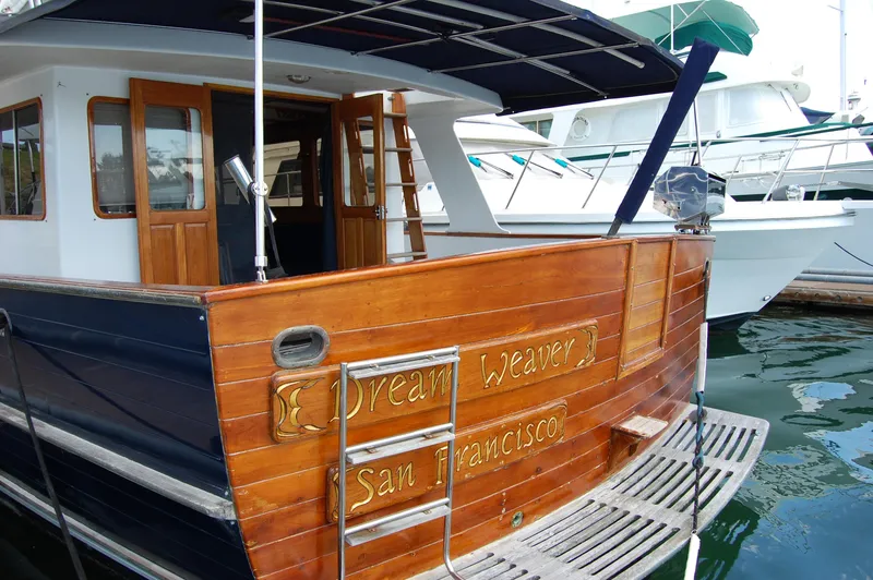 Dream Weaver Yacht Photos Pics 