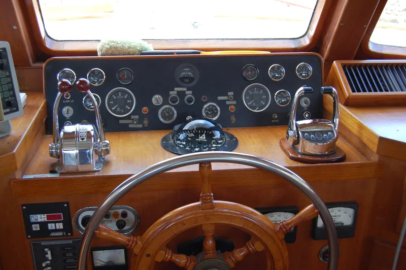 Dream Weaver Yacht Photos Pics 