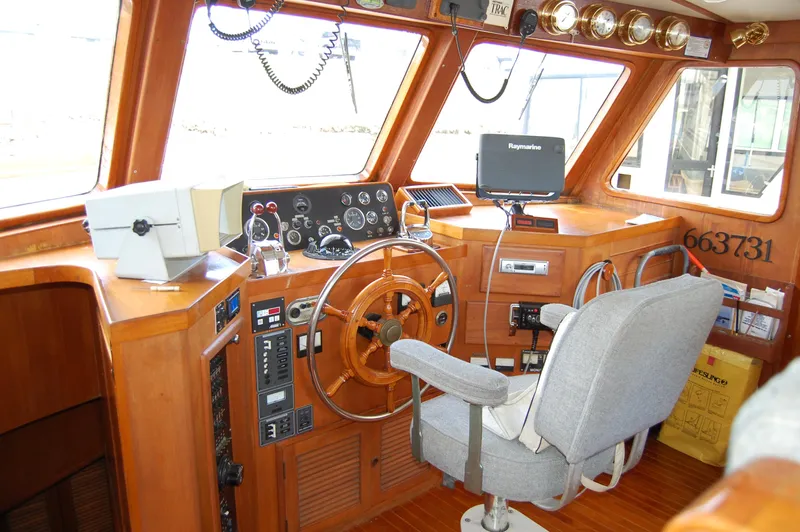 Dream Weaver Yacht Photos Pics 