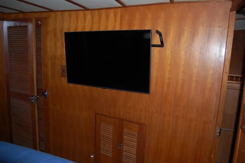 Dream Weaver Yacht Photos Pics 