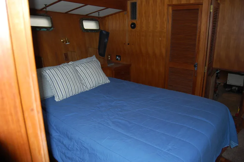 Dream Weaver Yacht Photos Pics 