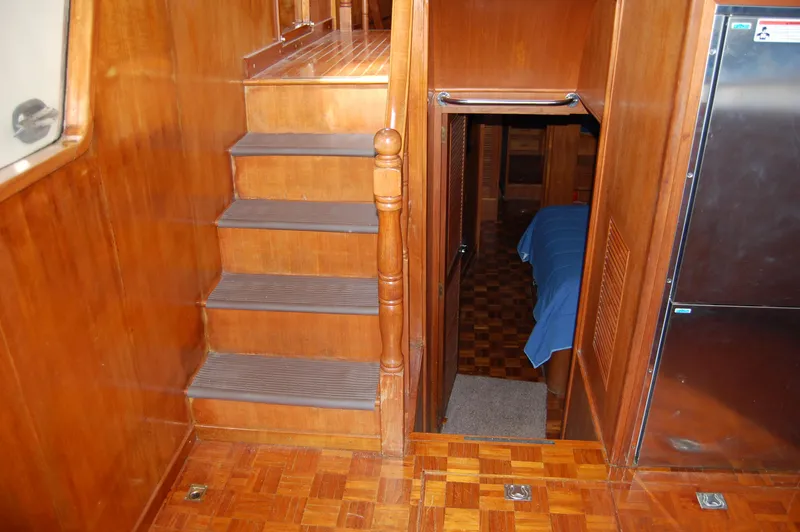 Dream Weaver Yacht Photos Pics 