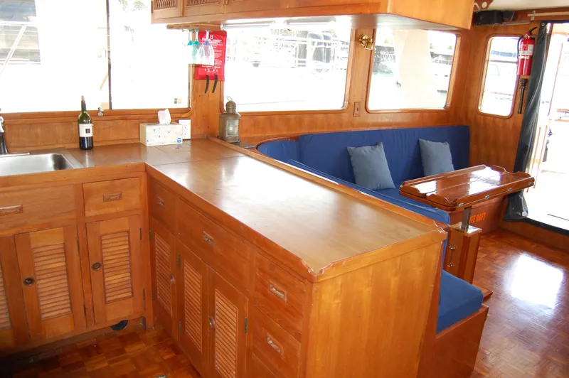 Dream Weaver Yacht Photos Pics 