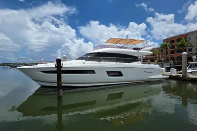 Prestige 550 Fly