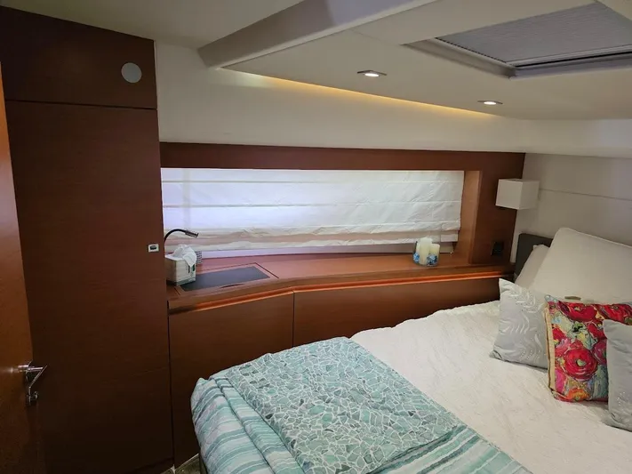 Just Peachy Yacht Photos Pics 