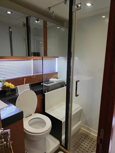 Just Peachy Yacht Photos Pics 