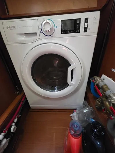 Just Peachy Yacht Photos Pics 