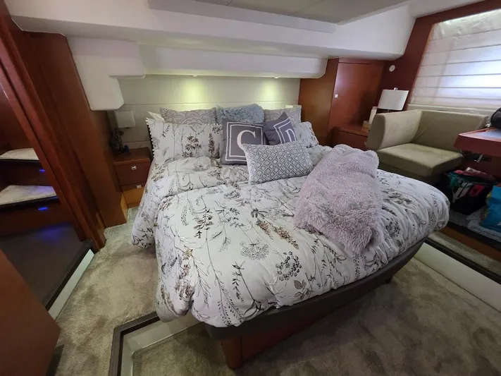 Just Peachy Yacht Photos Pics 