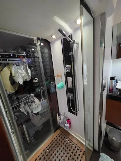 Just Peachy Yacht Photos Pics 