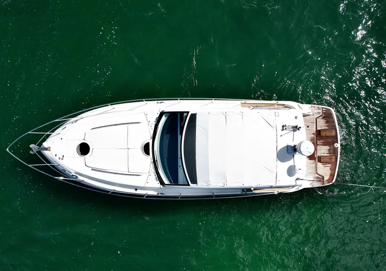 Naomi Yacht Photos Pics Fairline 38 NAOMI - Exterior Profile