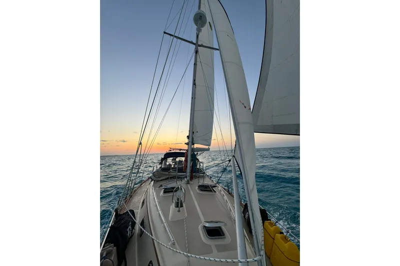 Texas Yacht Photos Pics Sailing at sunset on a 2001 Island Packet 420 yacht, open sea view.