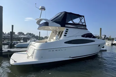 Regal 38 Fly