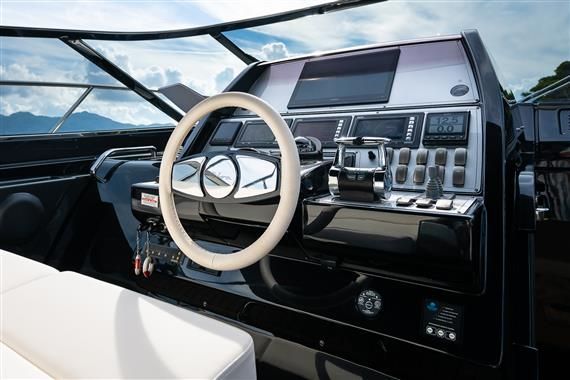 2016 Riva 64 