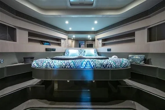 Voltor Yacht Photos Pics 