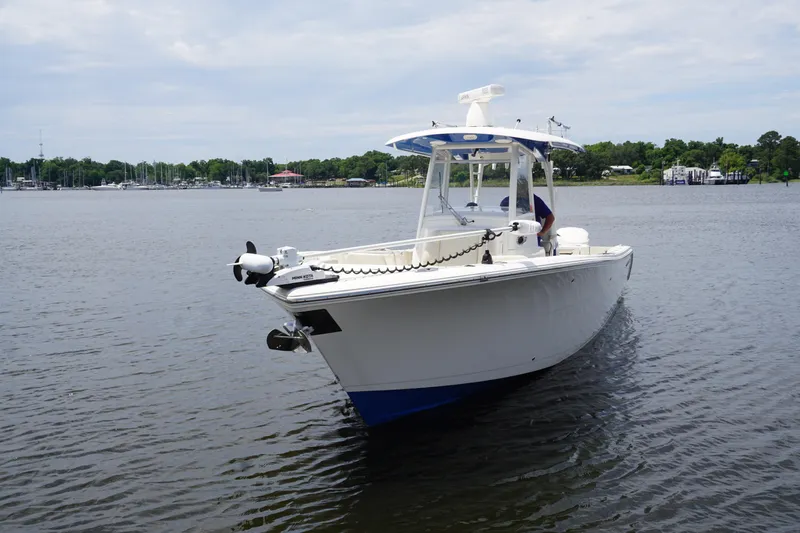 Santiago Yacht Photos Pics 2019 32 Cobia 320 CC SANTIAGO Bow