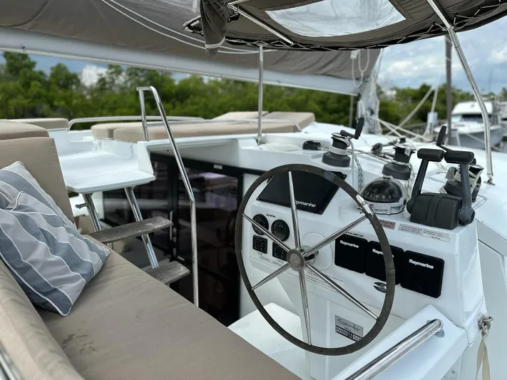 Freedom Yacht Photos Pics 