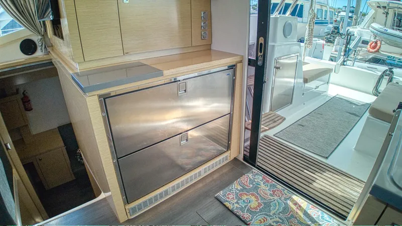 Freedom Yacht Photos Pics 