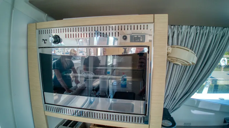 Freedom Yacht Photos Pics 