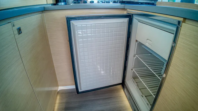 Freedom Yacht Photos Pics 