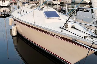 CS 33 Sloop