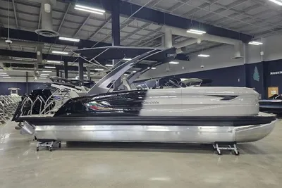 BARLETTA BOATS R23UCA