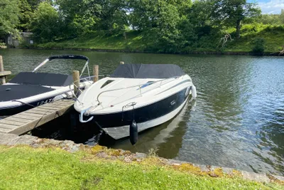 2016 Bayliner 742 Cuddy