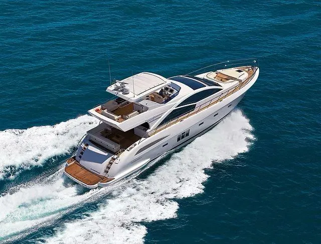  Yacht Photos Pics Luxury Schaefer 25M yacht cruising on blue ocean waters, 2026 model.
