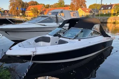 2008 Four Winns H180