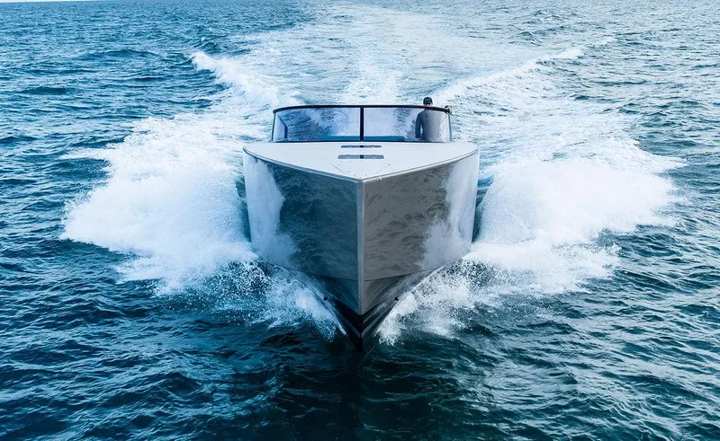Daddy Yacht Photos Pics VanDutch 55 yacht cruising on open water, 2015 model.