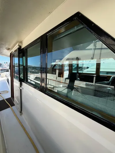 Hatt'rific Day Yacht Photos Pics Port side