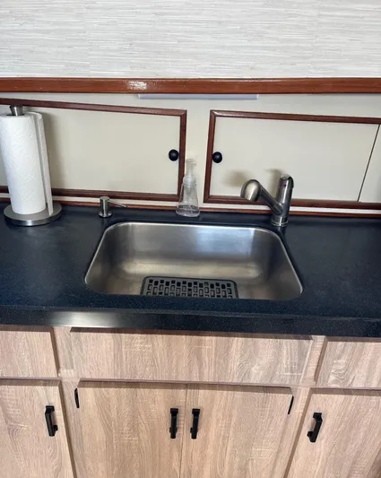 Hatt'rific Day Yacht Photos Pics 