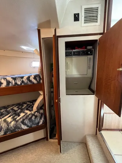 Hatt'rific Day Yacht Photos Pics 