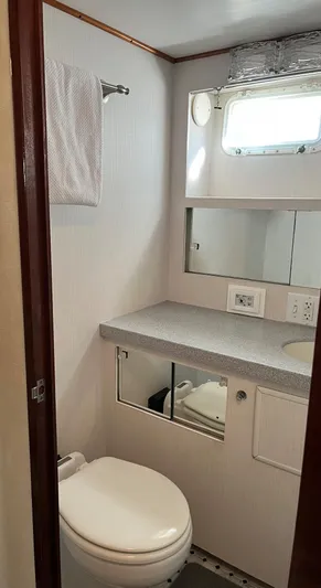 Hatt'rific Day Yacht Photos Pics 