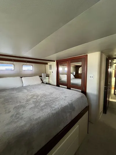 Hatt'rific Day Yacht Photos Pics 