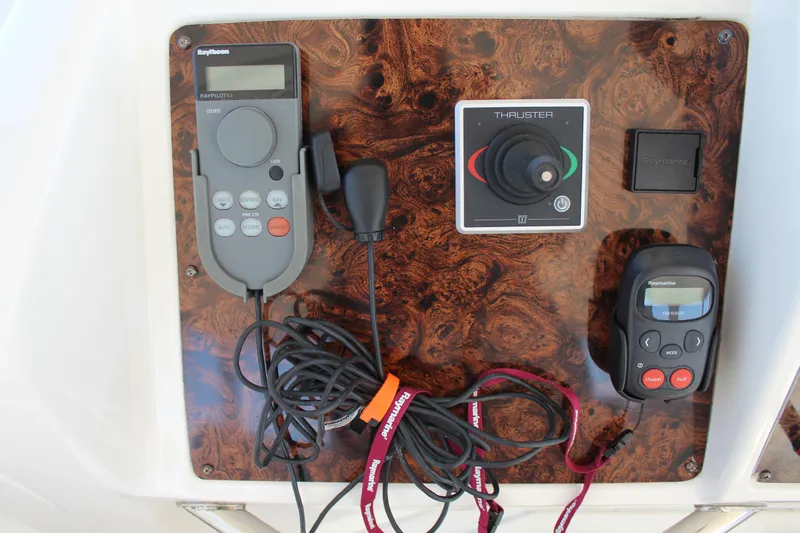 Getaway Yacht Photos Pics 