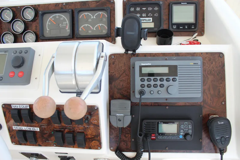 Getaway Yacht Photos Pics 