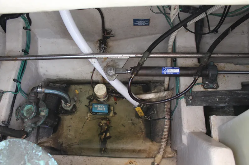 Getaway Yacht Photos Pics 