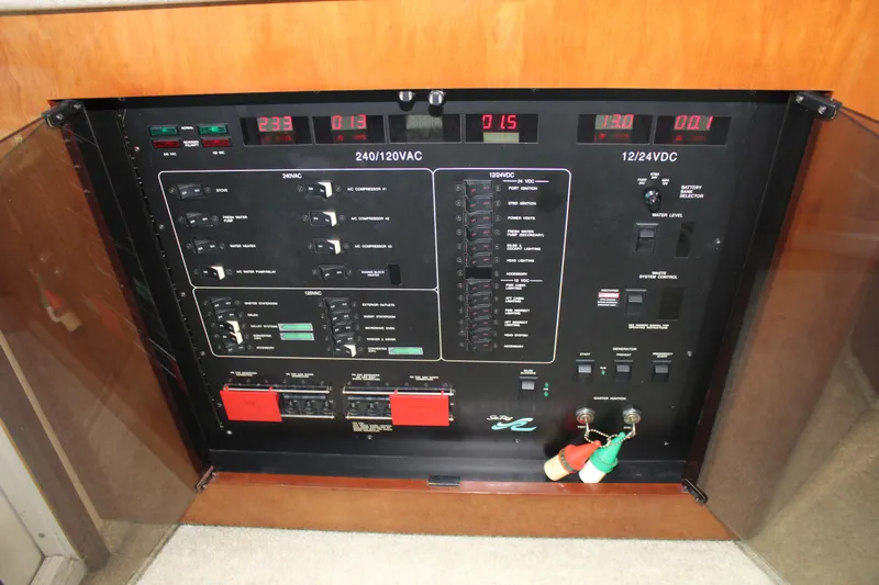 Getaway Yacht Photos Pics 