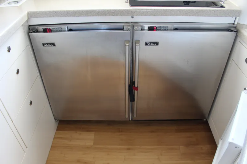 Getaway Yacht Photos Pics 