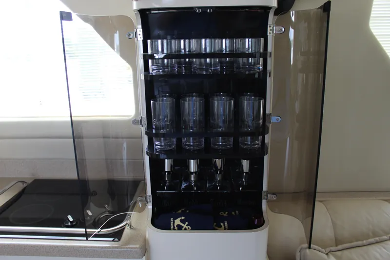 Getaway Yacht Photos Pics 