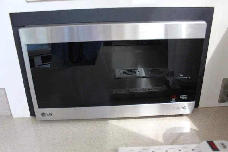 Getaway Yacht Photos Pics 