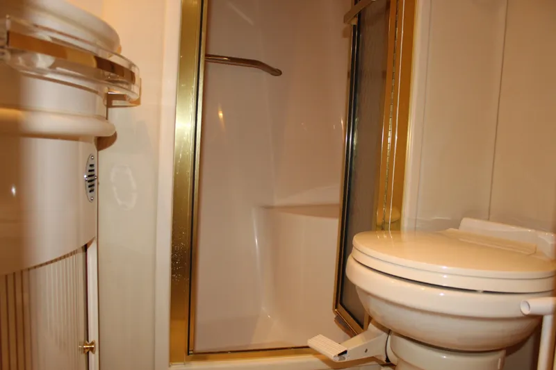 Getaway Yacht Photos Pics 