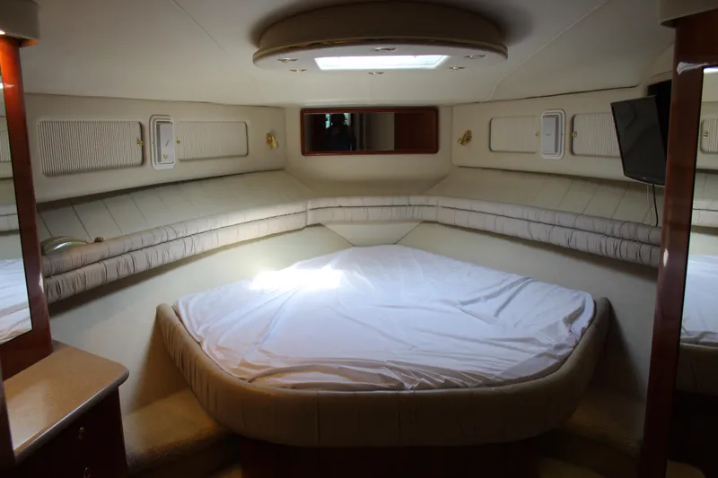 Getaway Yacht Photos Pics 