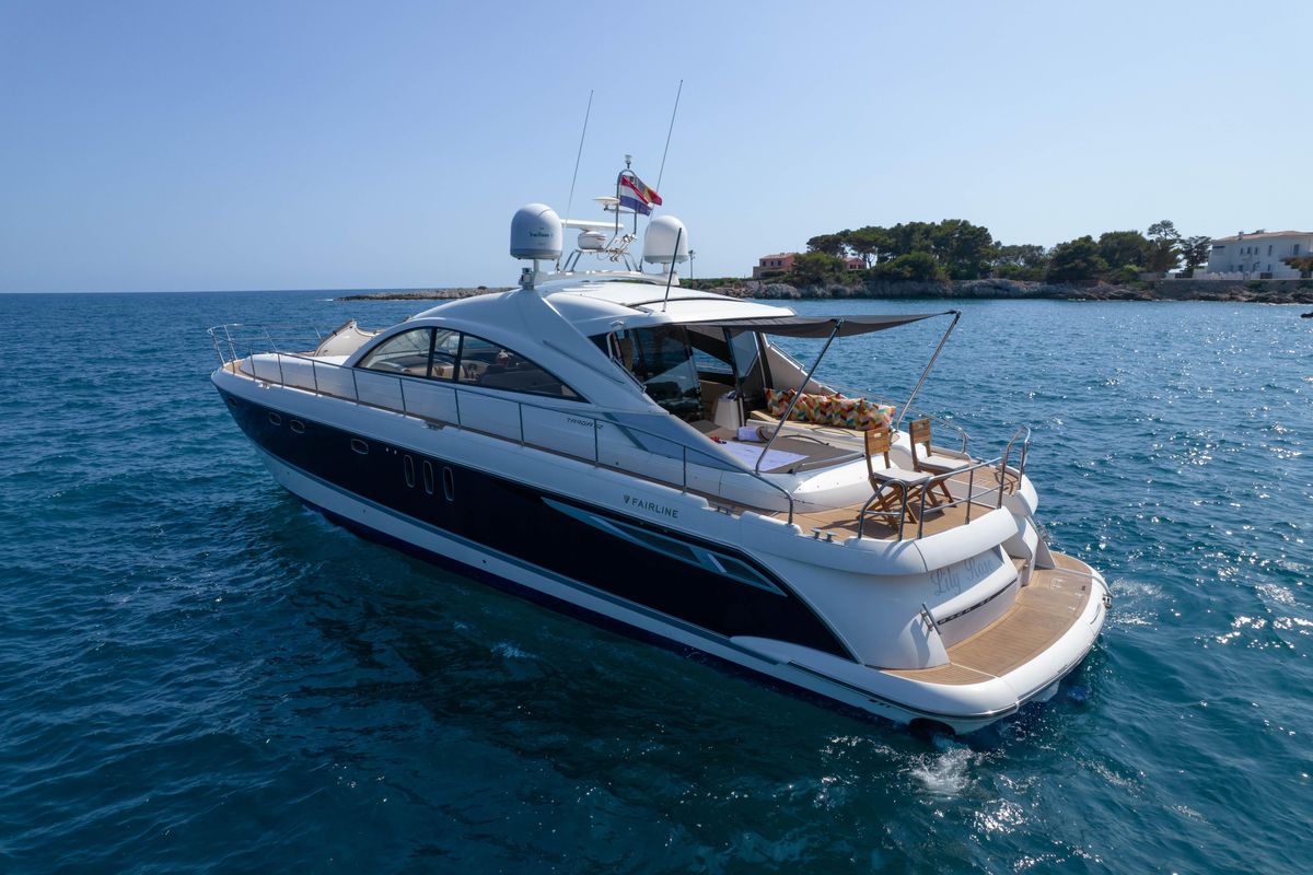 2004 Fairline 61 