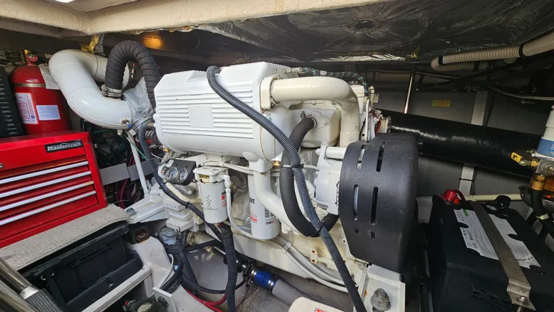 Ii-x-sessive Yacht Photos Pics Engine room of 2006 Sea Ray 48 Sundancer with visible machinery and equipment.