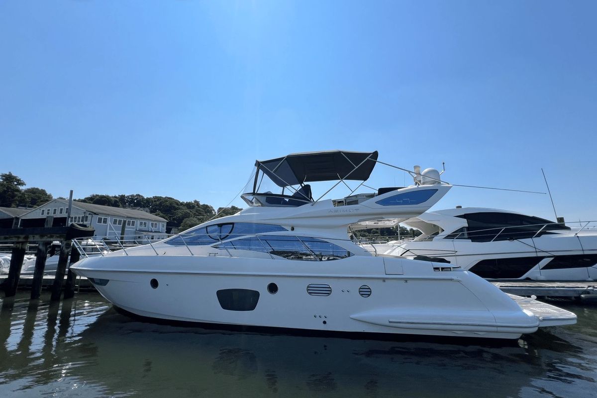 2011 Azimut 47 