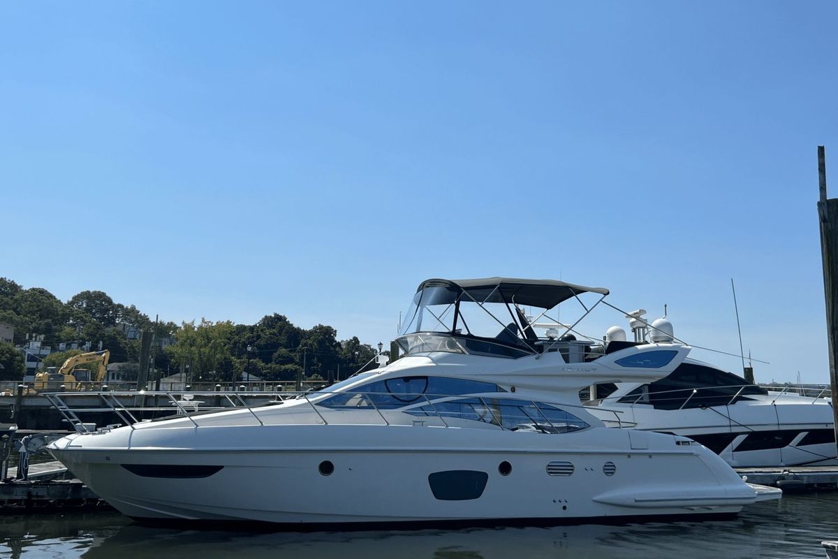 2011 Azimut 47 