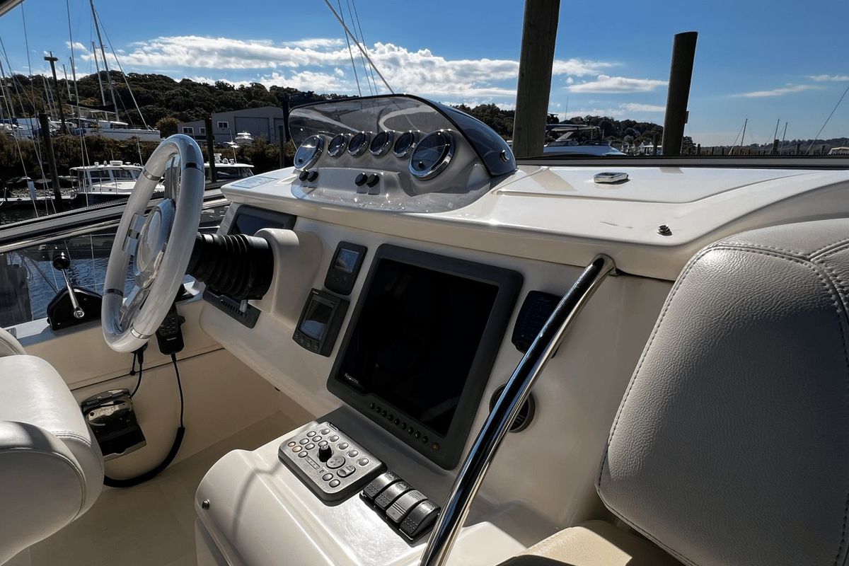 2011 Azimut 47 